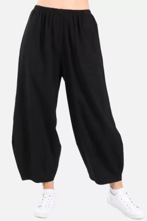 [SOMEWHERE BUTTER]★half black pants Halfdays | Alessandra Pant