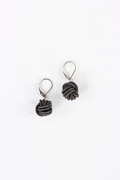 Knotted Earring - Black