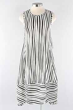 Dina Dress Plus - Black & White