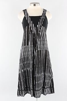 Long Sleeveless Dress - Black Stripe