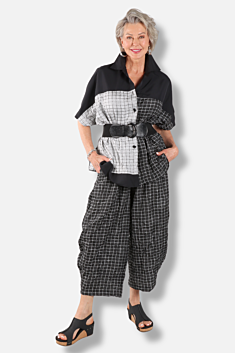 Tab Sleeve Top - Black & White