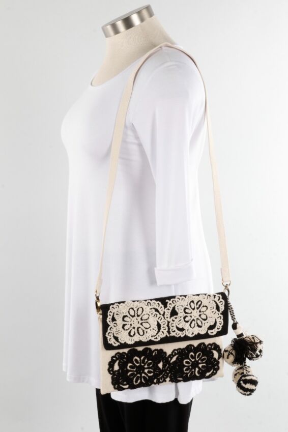 Embroidered Wool Handbag - Dahlia