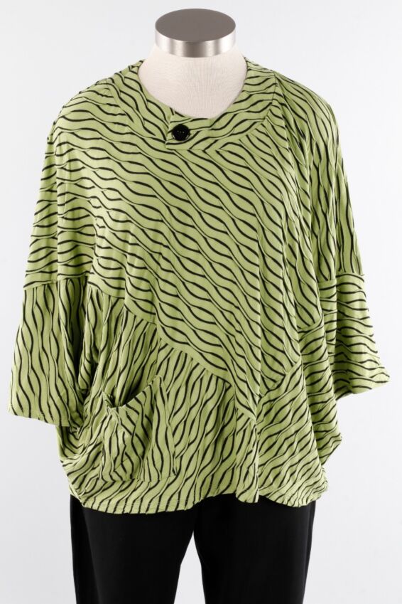Spring Poncho - Leaf