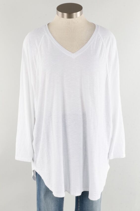 Osize V-Neck - White