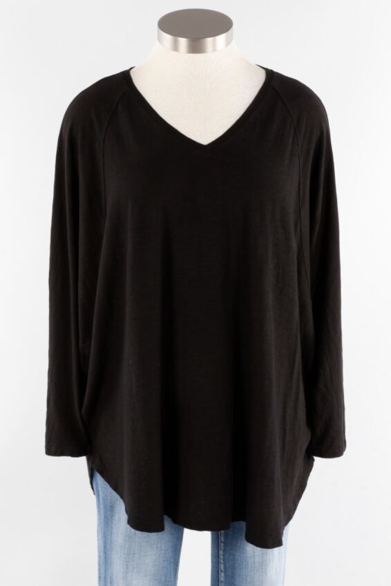 Osize V-Neck - Black