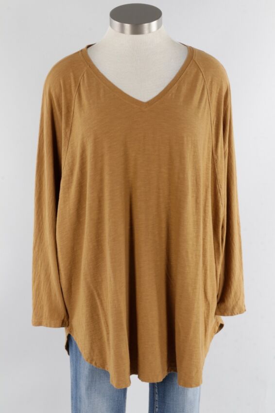 Osize V-Neck - Brass