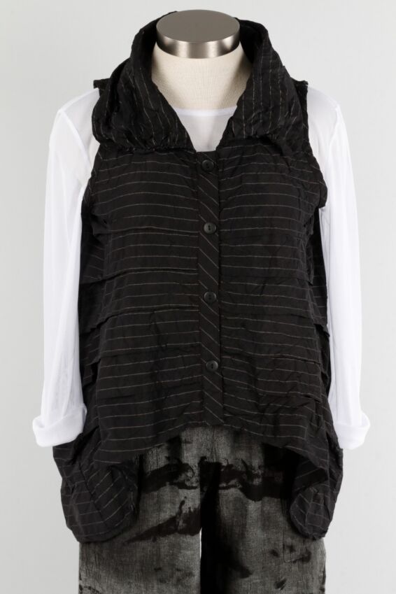Crushed Multi-Fold Vest - Black & White