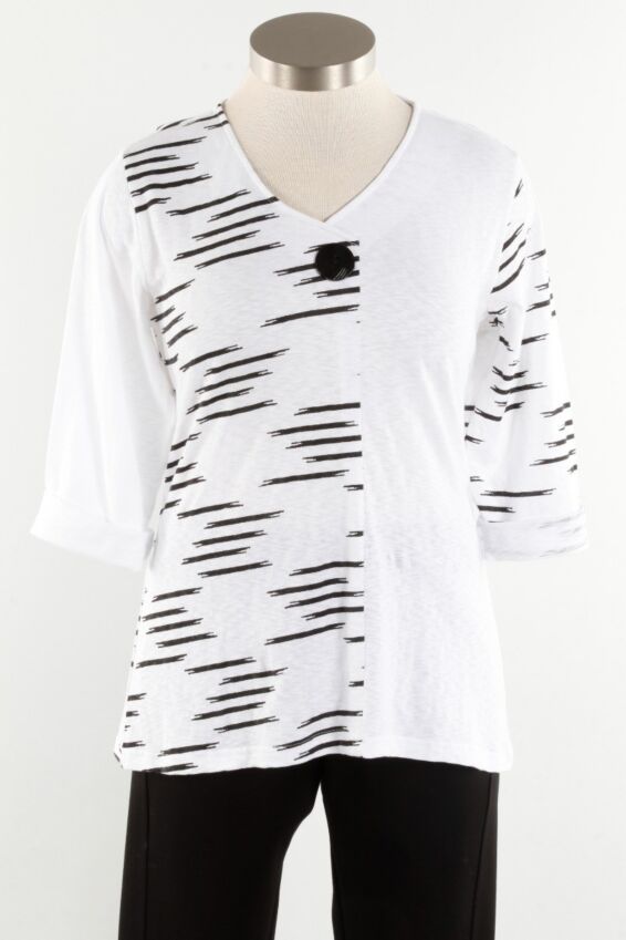 Button Accent Top Plus - Tatum Print