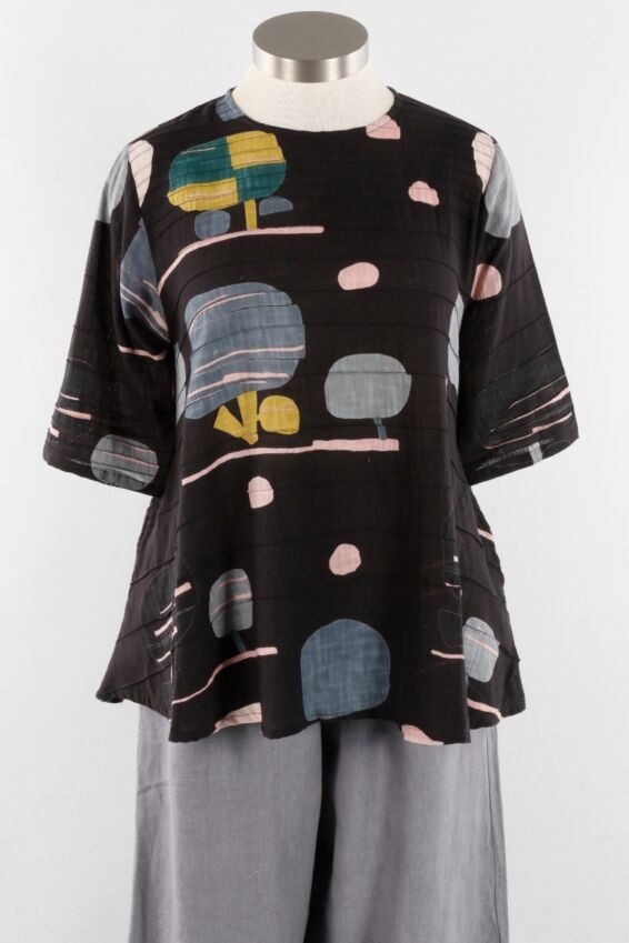 Pintuck Pullover - Black