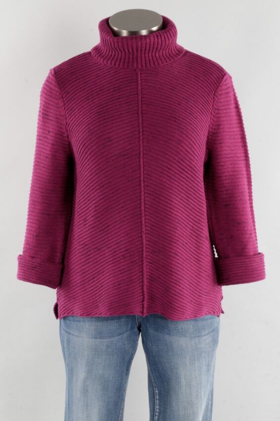 Chevron Pullover - Raspberry