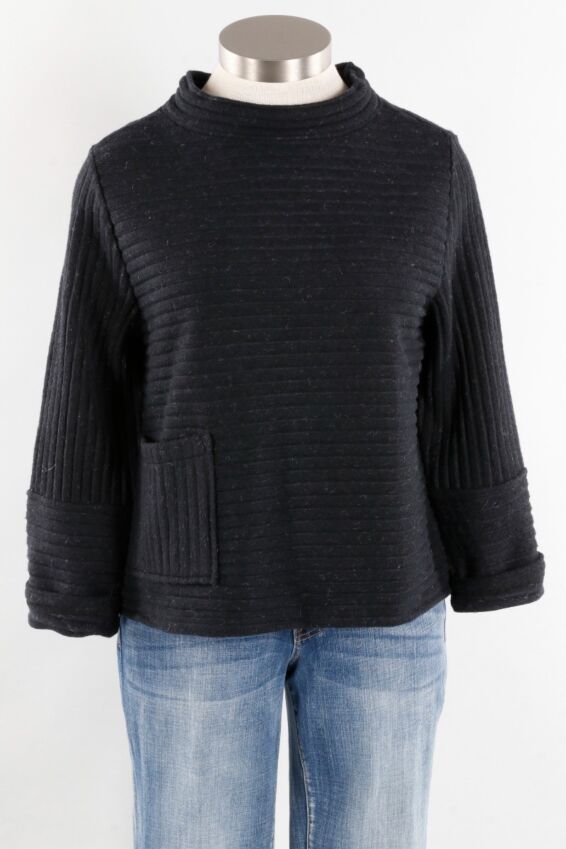 Easy Pocket Pullover - Black