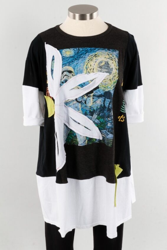 Claudia Tunic - Black & White #1