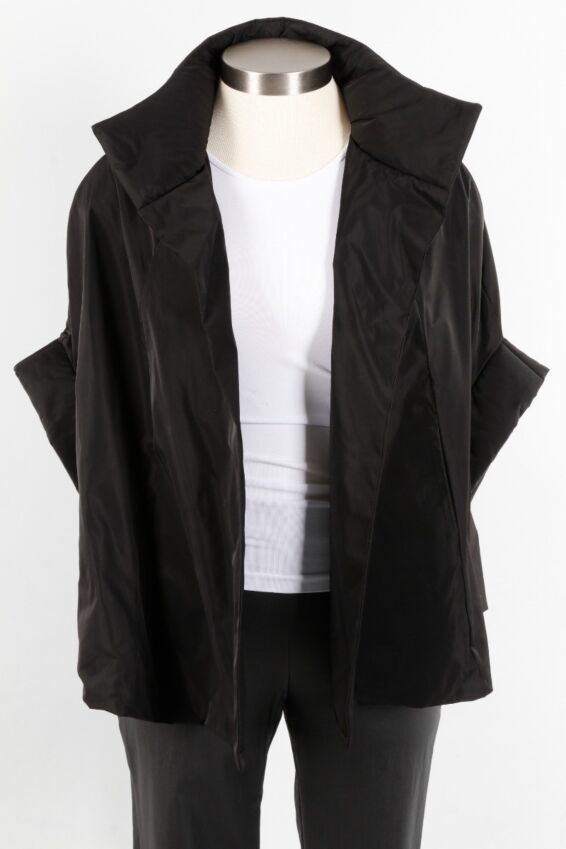 Chic Cape - Black