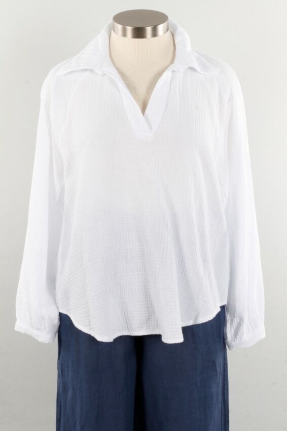 V-Neck Pullover - White