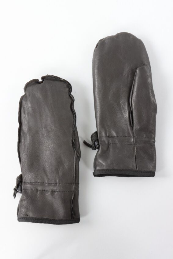 Leather Mitten - Black