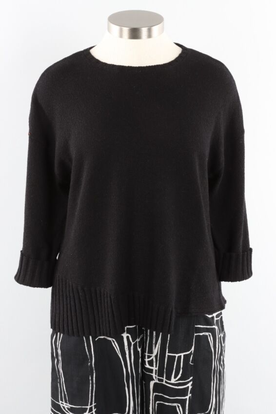 Angled Seam Pullover - Black