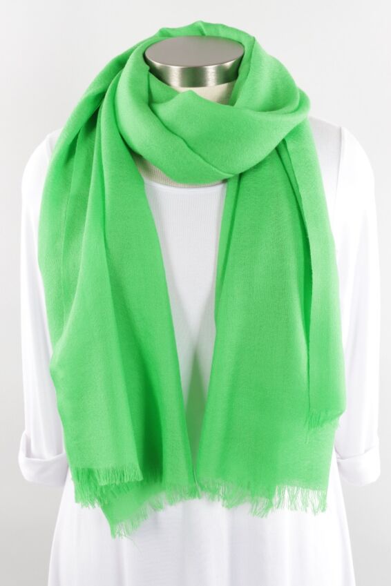 Solid Wool Wrap - Apple