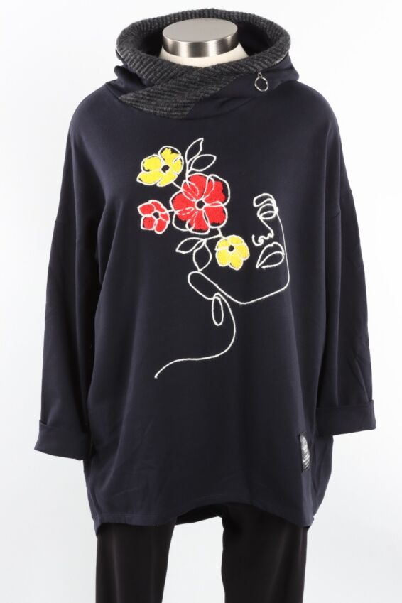 Embroidered Flower Pullover - Navy
