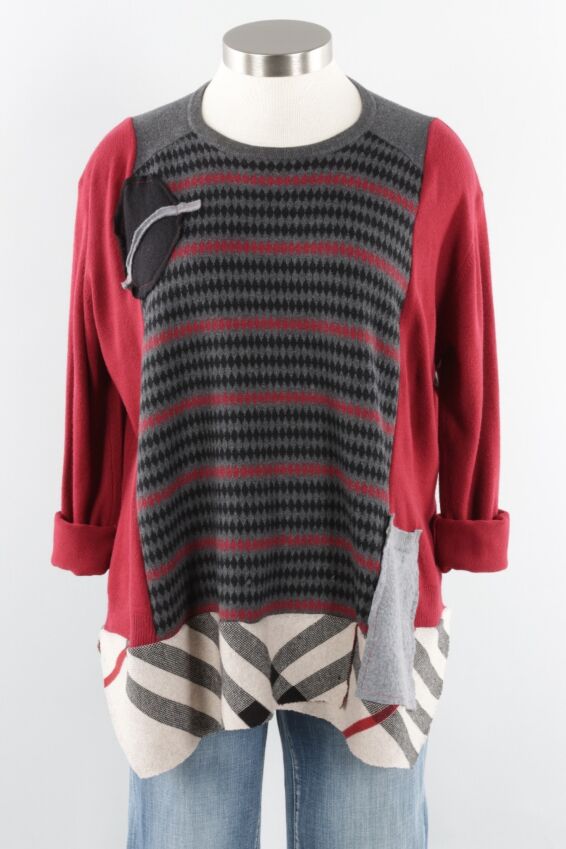 Squiggle Sweater - Garnet & Grey #4