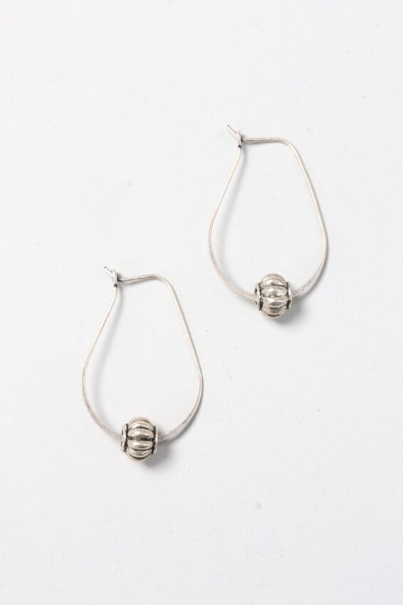 Small Beaded Hoop Earring - Silver