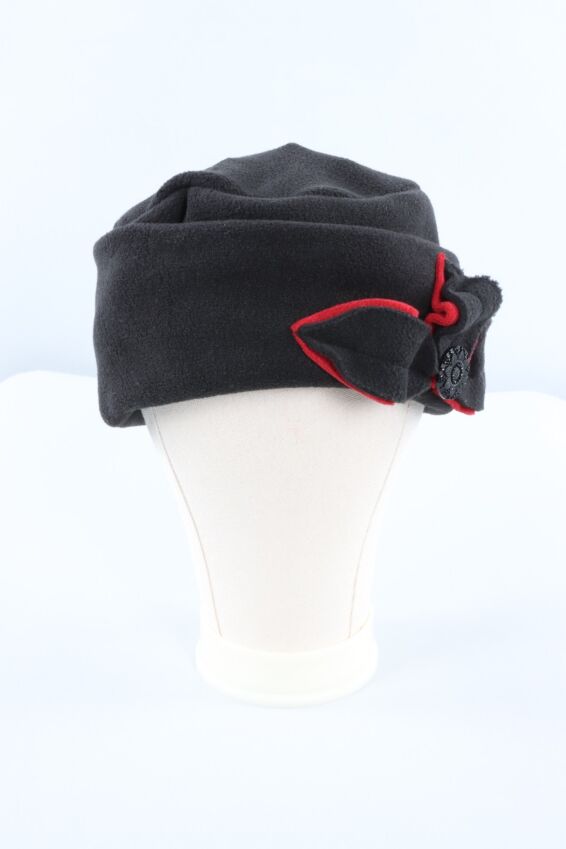 Emily Hat - Black & Red