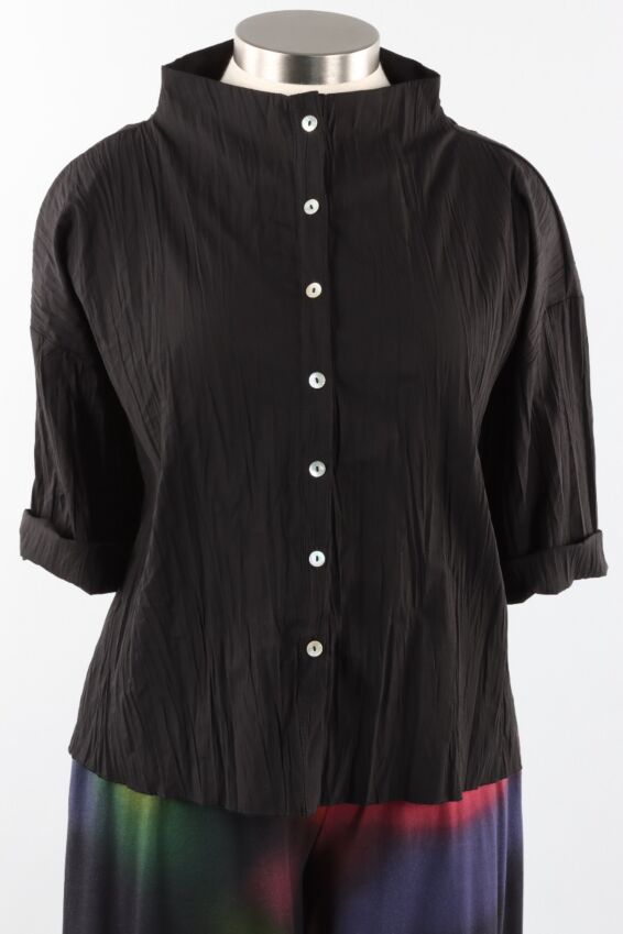 Crinkle Funnel Shirt - Black