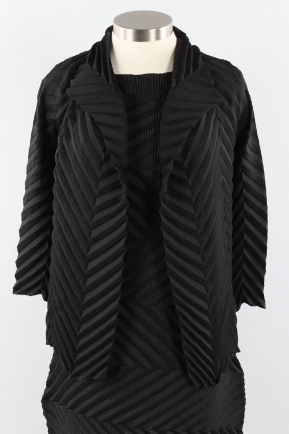 Tail Jacket - Black