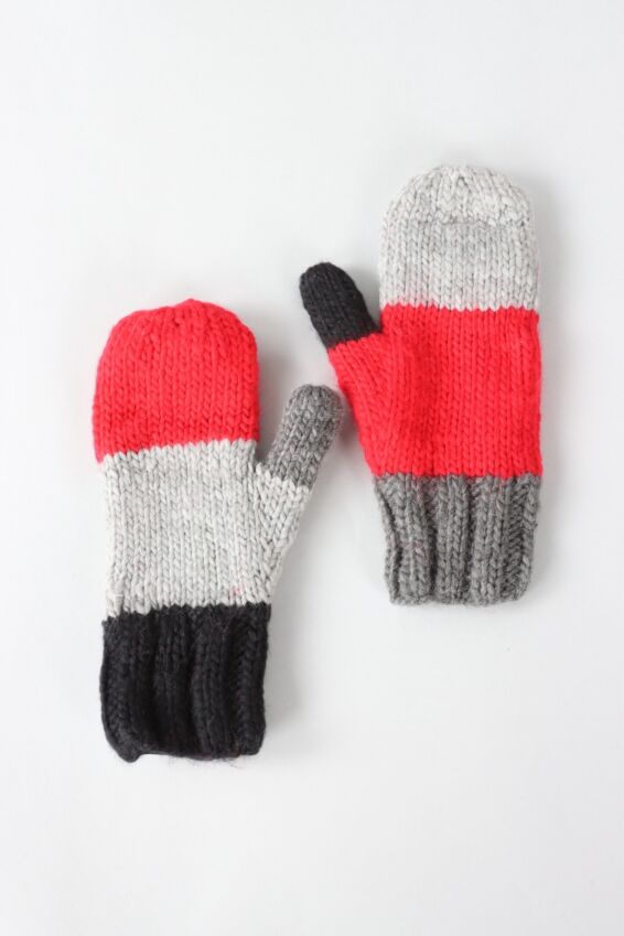 Cure Mittens - Red