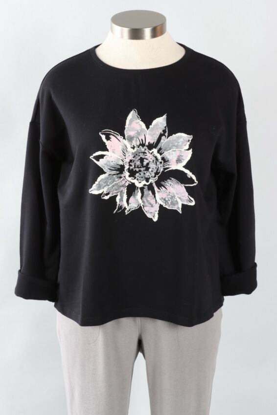Painted Flower Pullover - Black