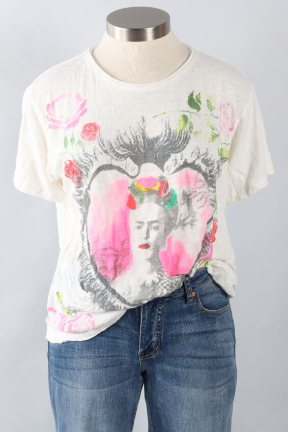 Frida Corazon Tee - True