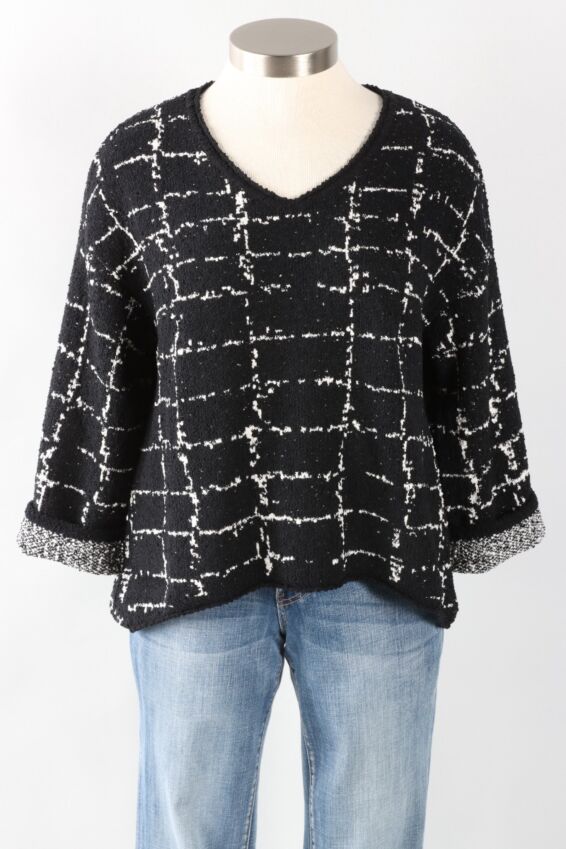 V Neck Swing Pullover - Black Windowpane