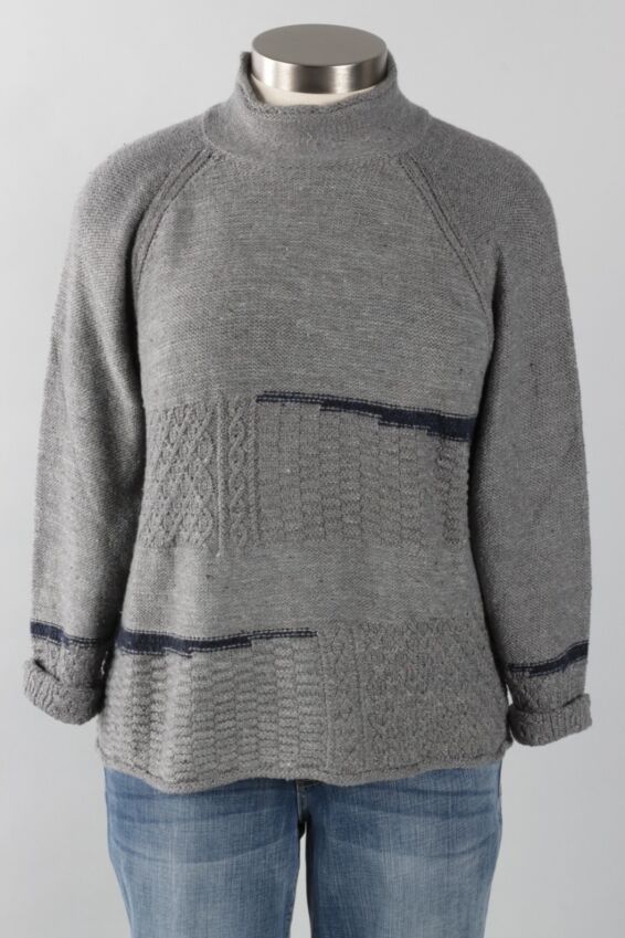 Mixed Cable Stitch Pullover - Iron