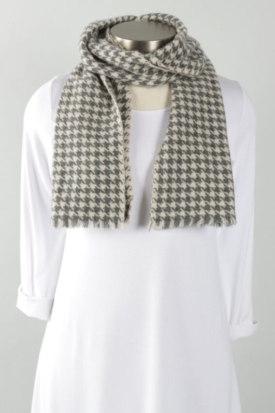 Cashmere Scarf - Grey Houndstooth