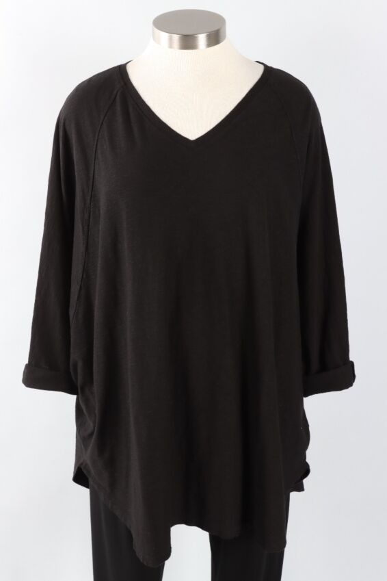 Osize V-Neck - Black