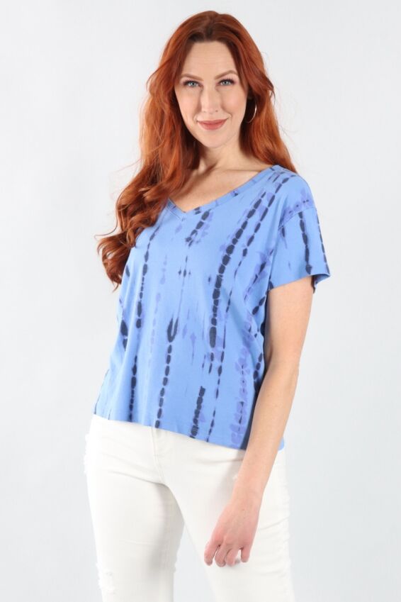 Relax V Tee - Cool Rainfall Print