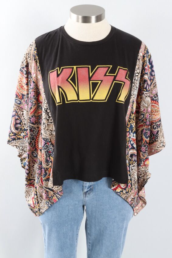 Banded Pullover - Kiss #8