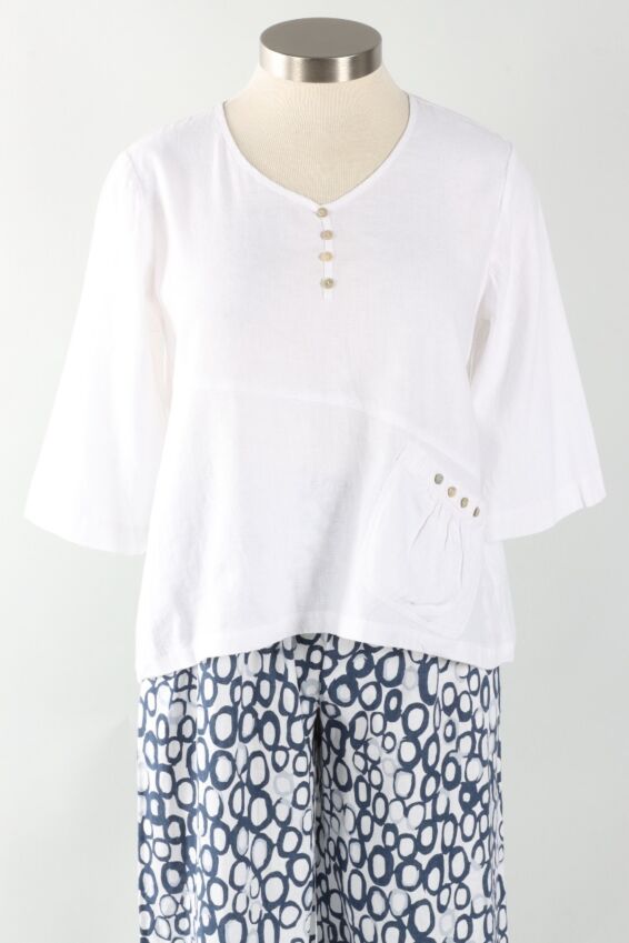 Vista Pullover - White
