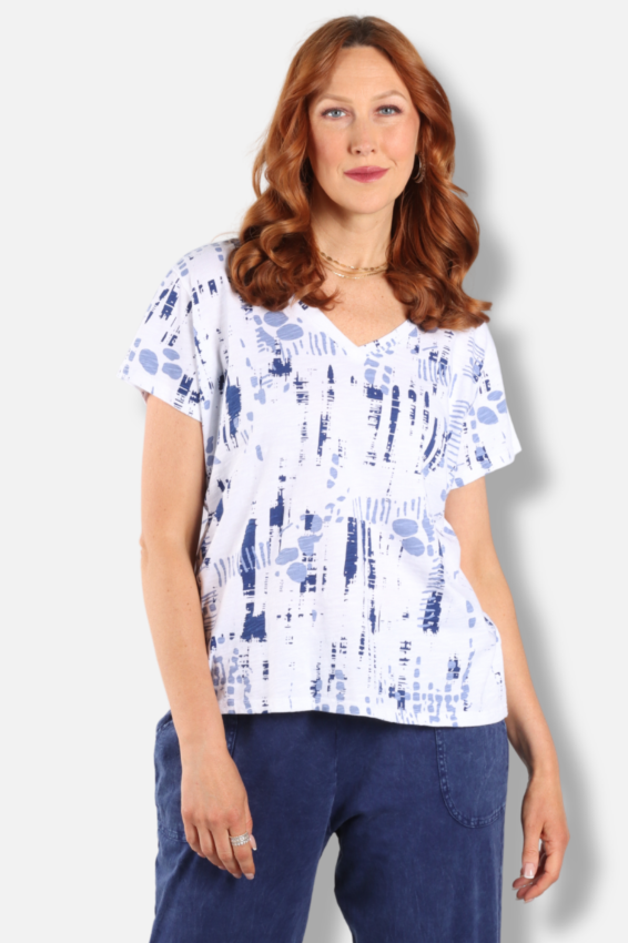 Relax V Tee Plus - White Matrix Print 