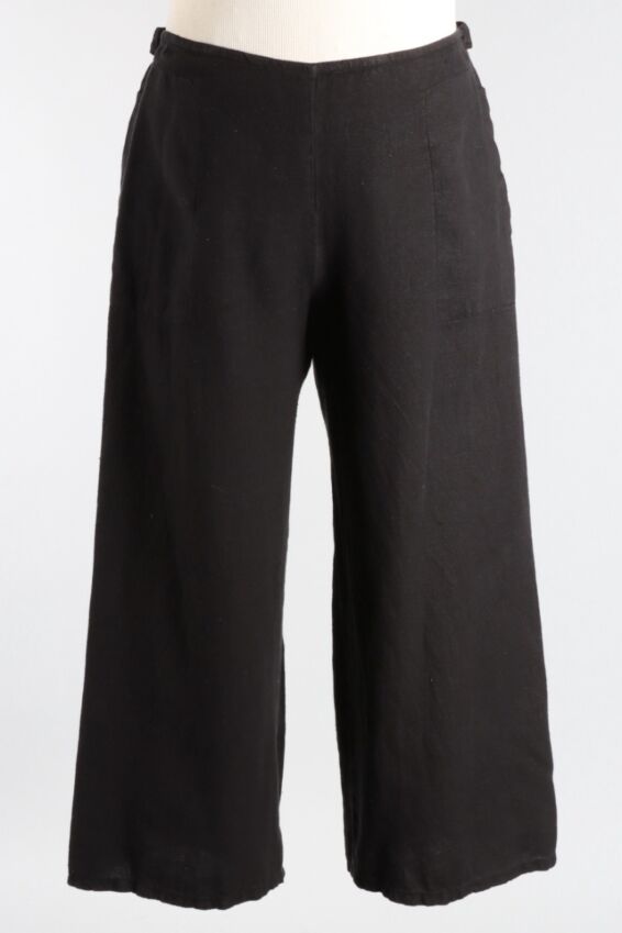 Flat Front Crop Pant - Black